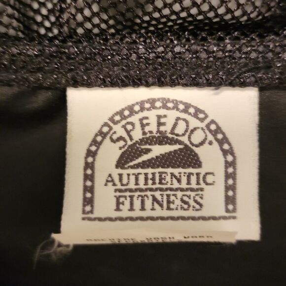 Speedo Windbreaker  - Picture 2 of 7